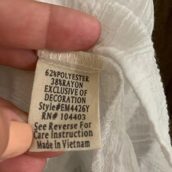 Flower & Feather Women´s White Top Blouse, Size XL - Picture 10 of 16